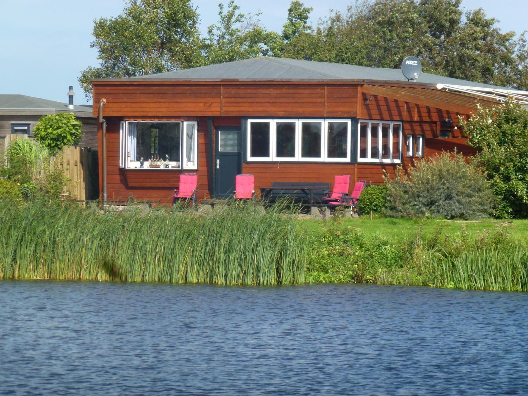 8 Pers House 'Capitein Theis' With Seaside In Front Of The Lauwersmeer Anjum エクステリア 写真