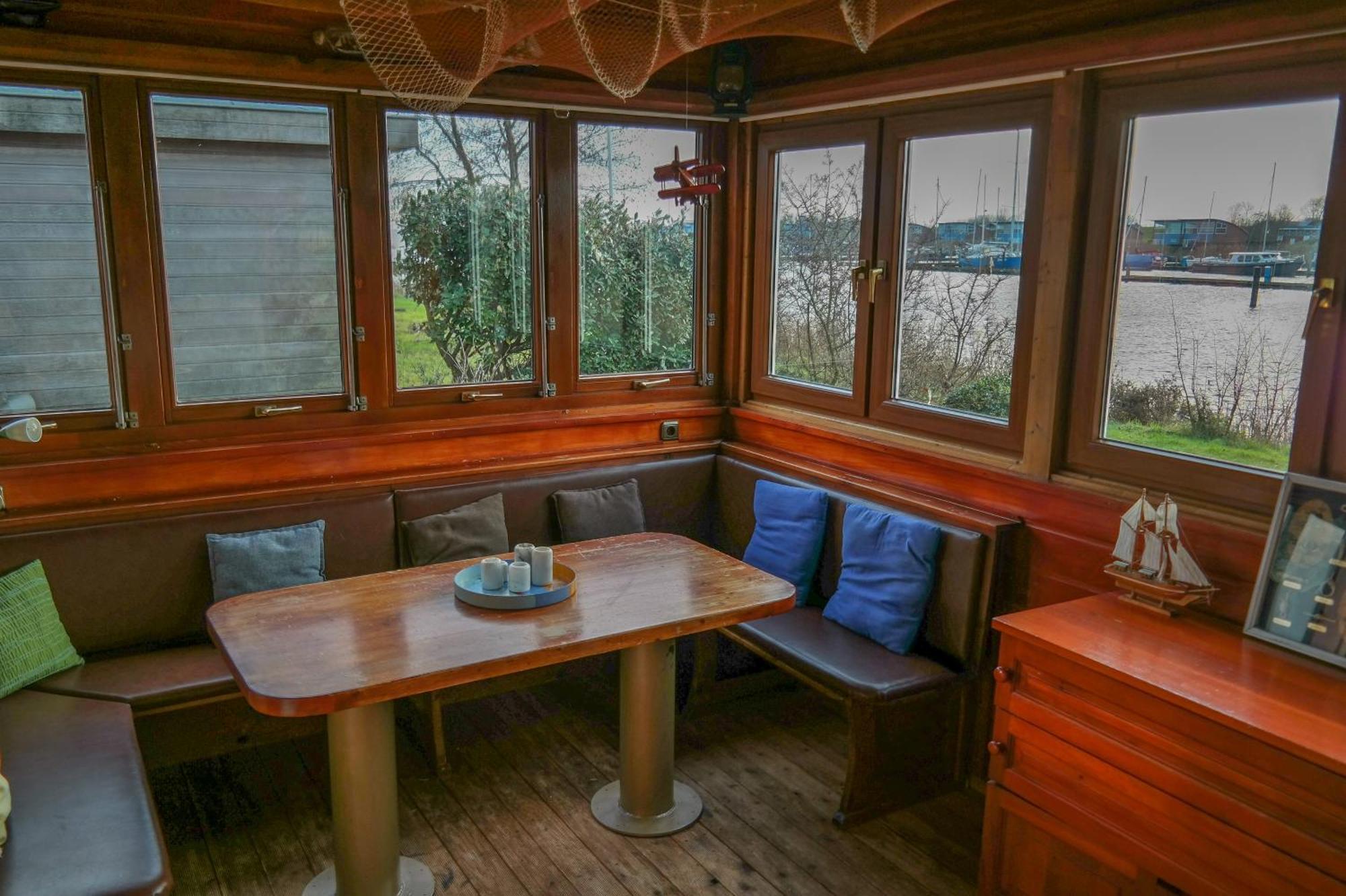 8 Pers House 'Capitein Theis' With Seaside In Front Of The Lauwersmeer Anjum エクステリア 写真